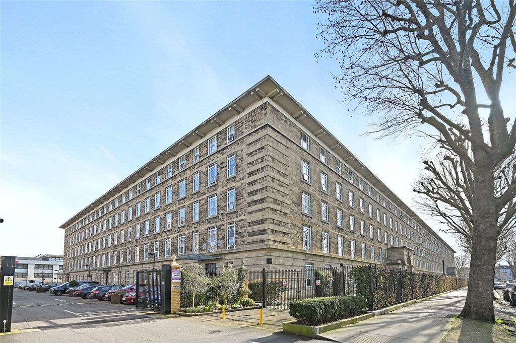 Property photo 3 of 9 Picture No. 13