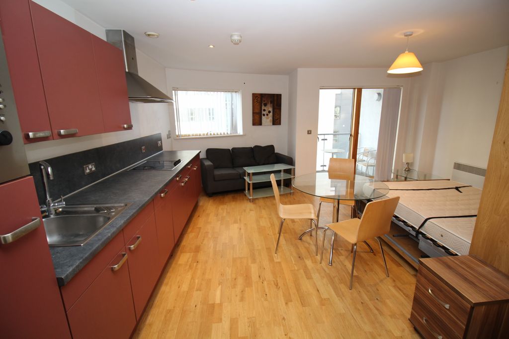 Property photo 2 of 9