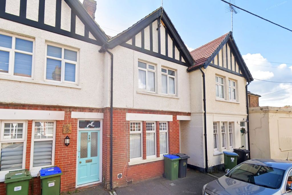 Property photo 1 of 20