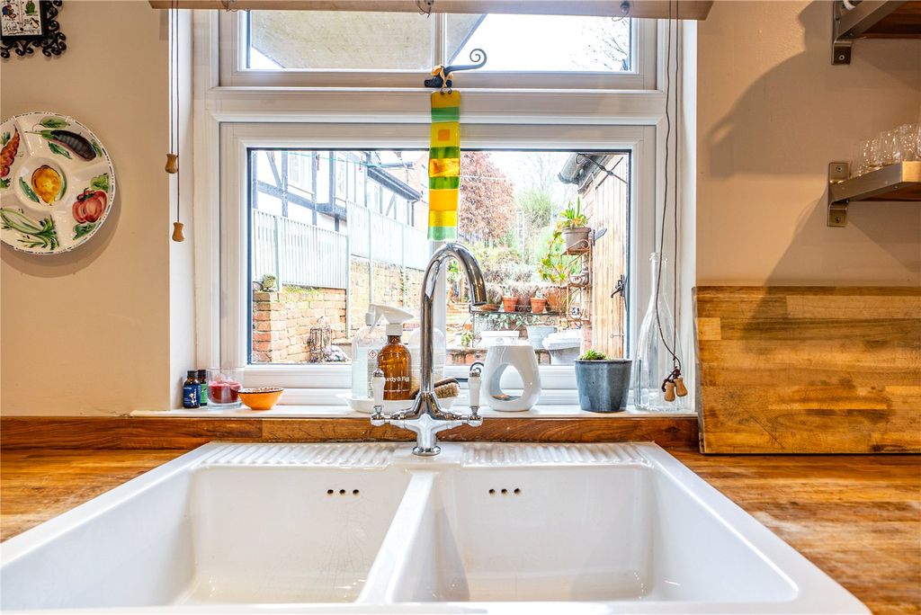 Property photo 3 of 32 Picture No. 27