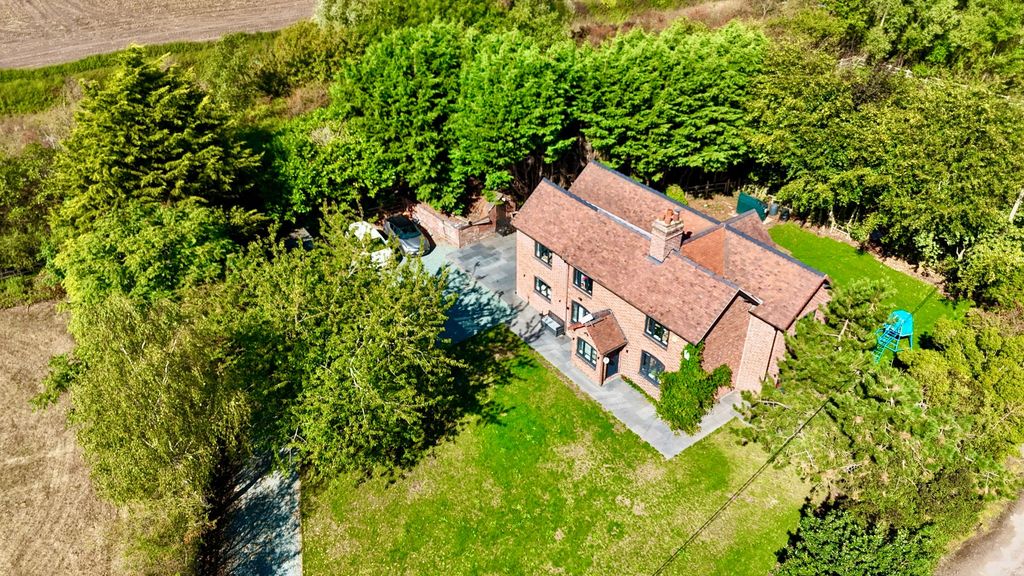 Property photo 3 of 46