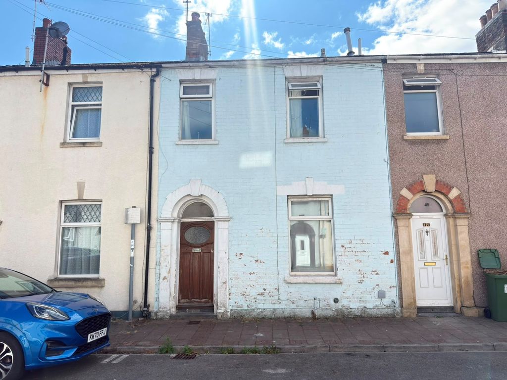 Property photo 1 of 9