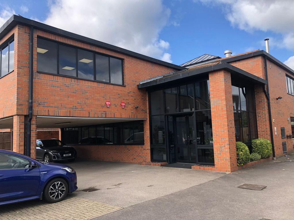 Property photo 1 of 8