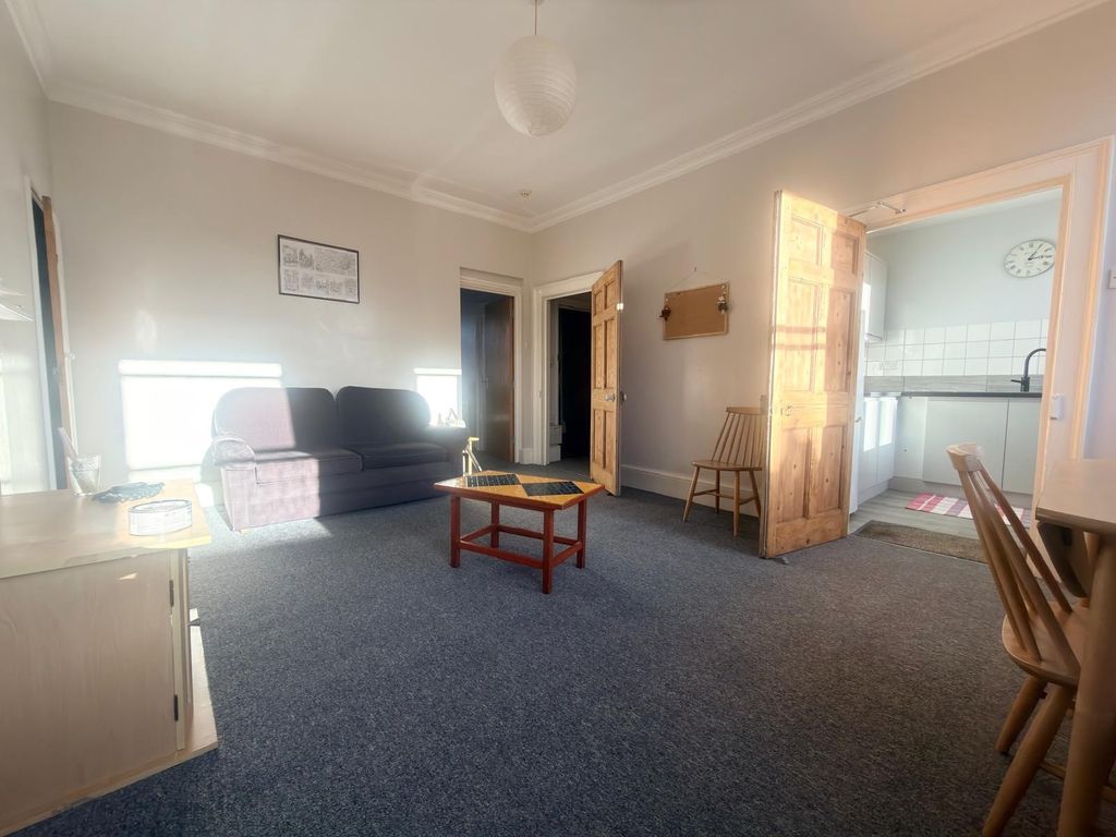 Property photo 3 of 5 Living Room