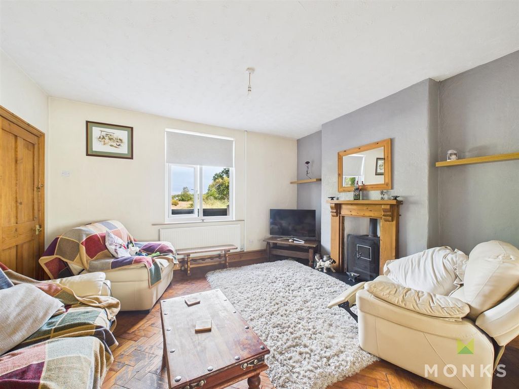 Property photo 3 of 47 Cam01520G0-Pr0259-Still038.Jpg