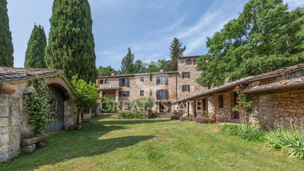 Property photo 1 of 71