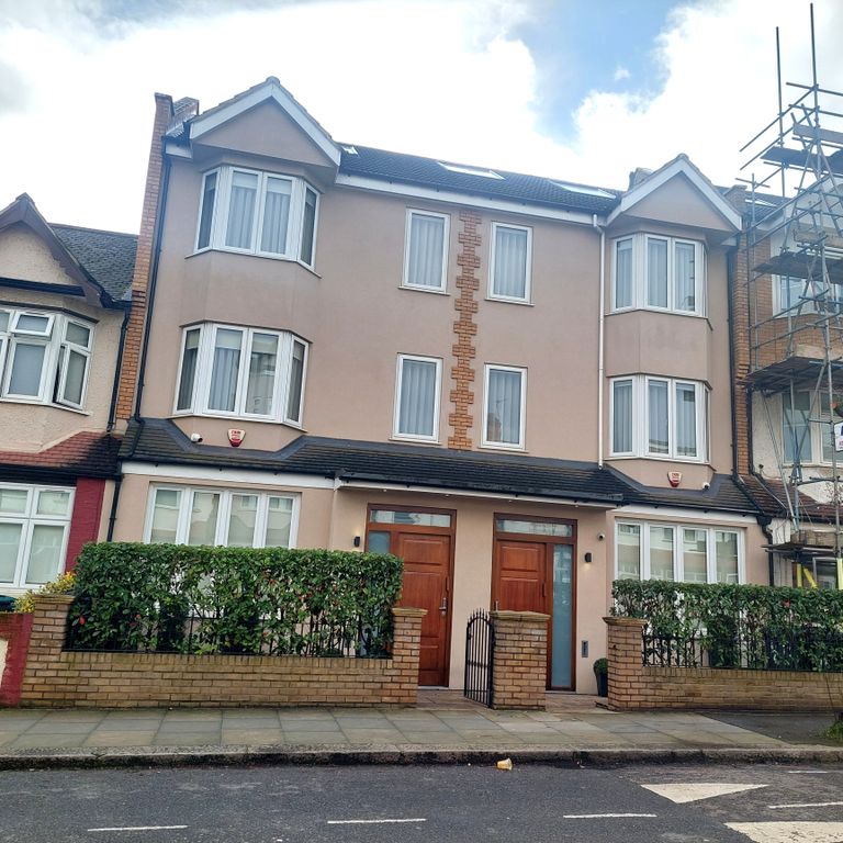 Property photo 1 of 1