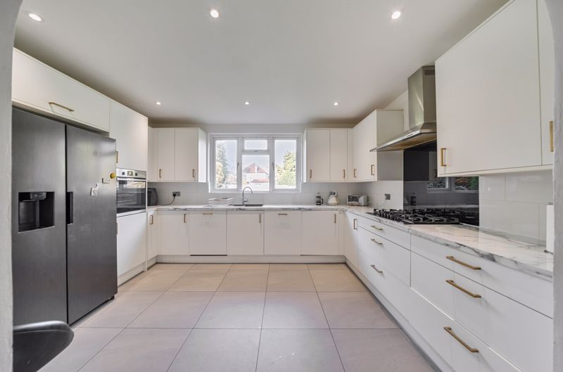 Property photo 2 of 19 Photo 15