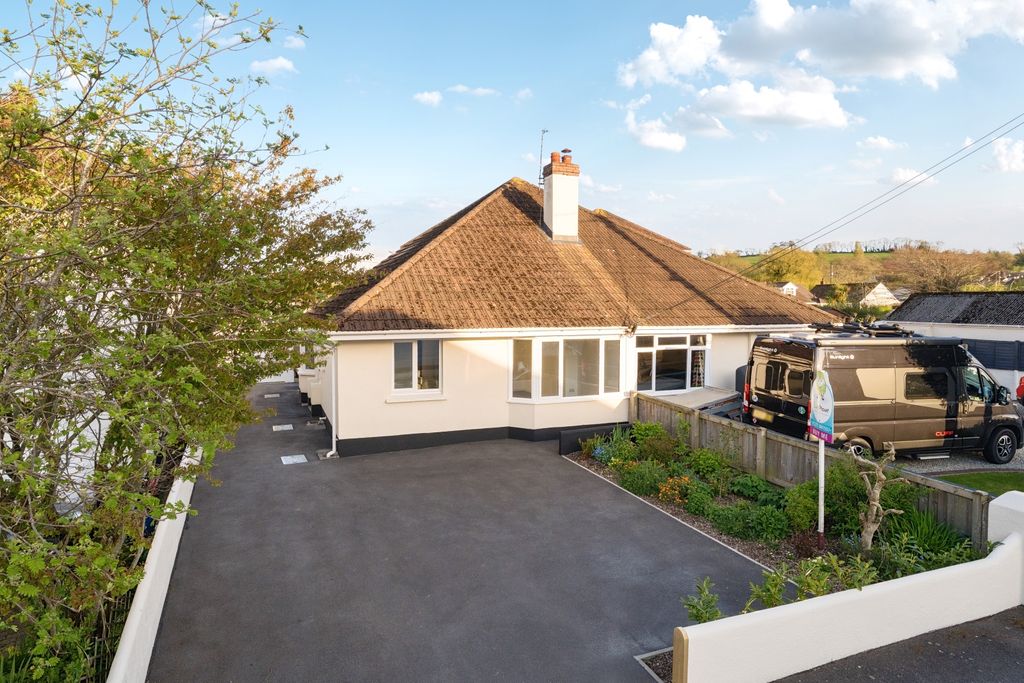 Property photo 1 of 13 1434632-22-69Ddf1697Dcfe