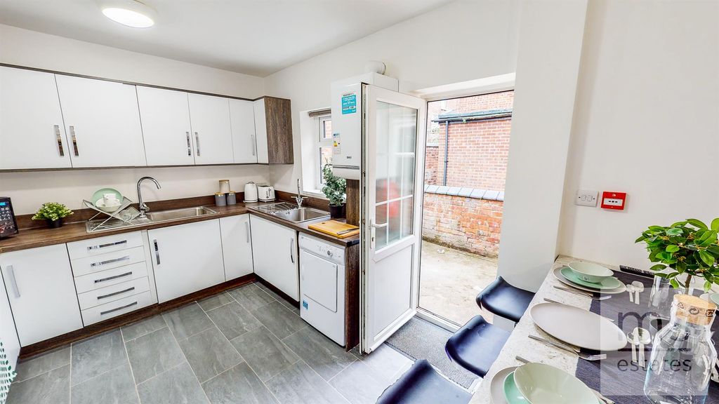 Property photo 2 of 14 26-Bute-Avenue-09092022_103426.Jpg