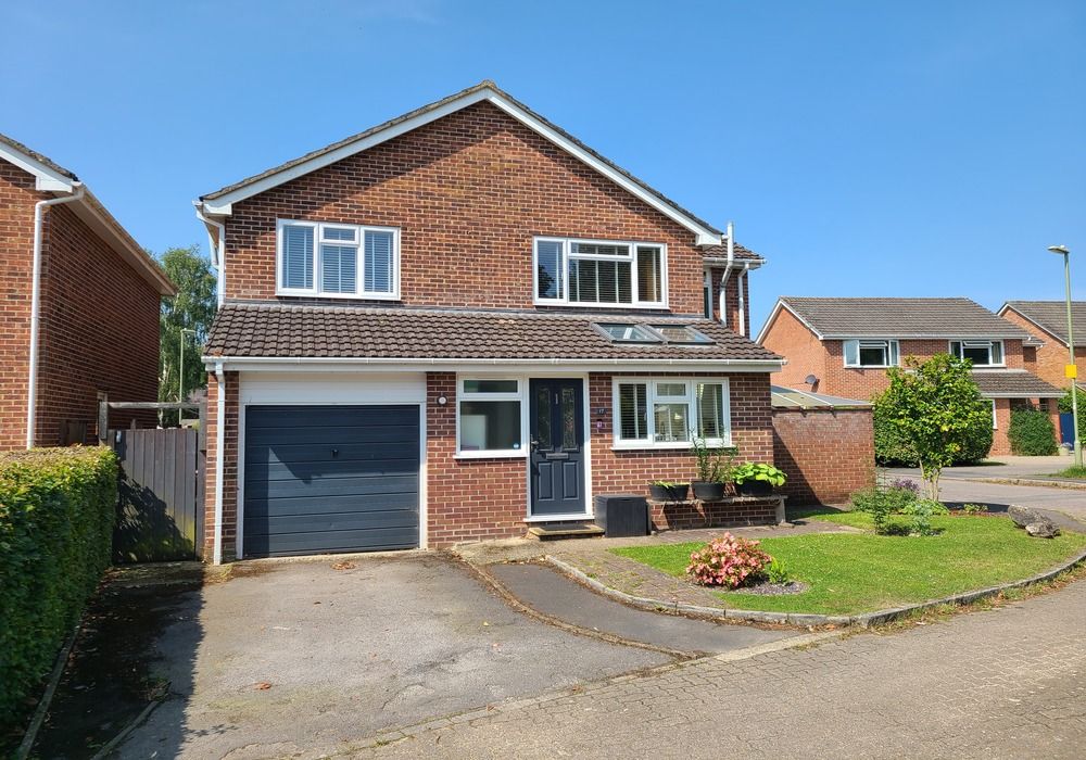 Property photo 1 of 32