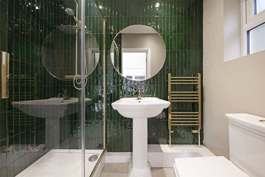 Property photo 3 of 15 Picture 3