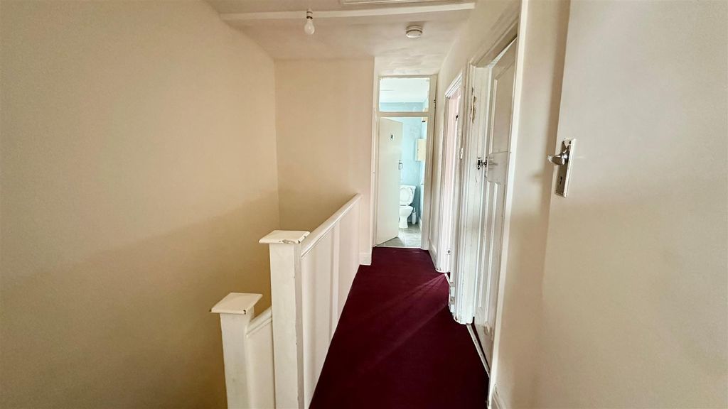Property photo 3 of 18 12.Jpg