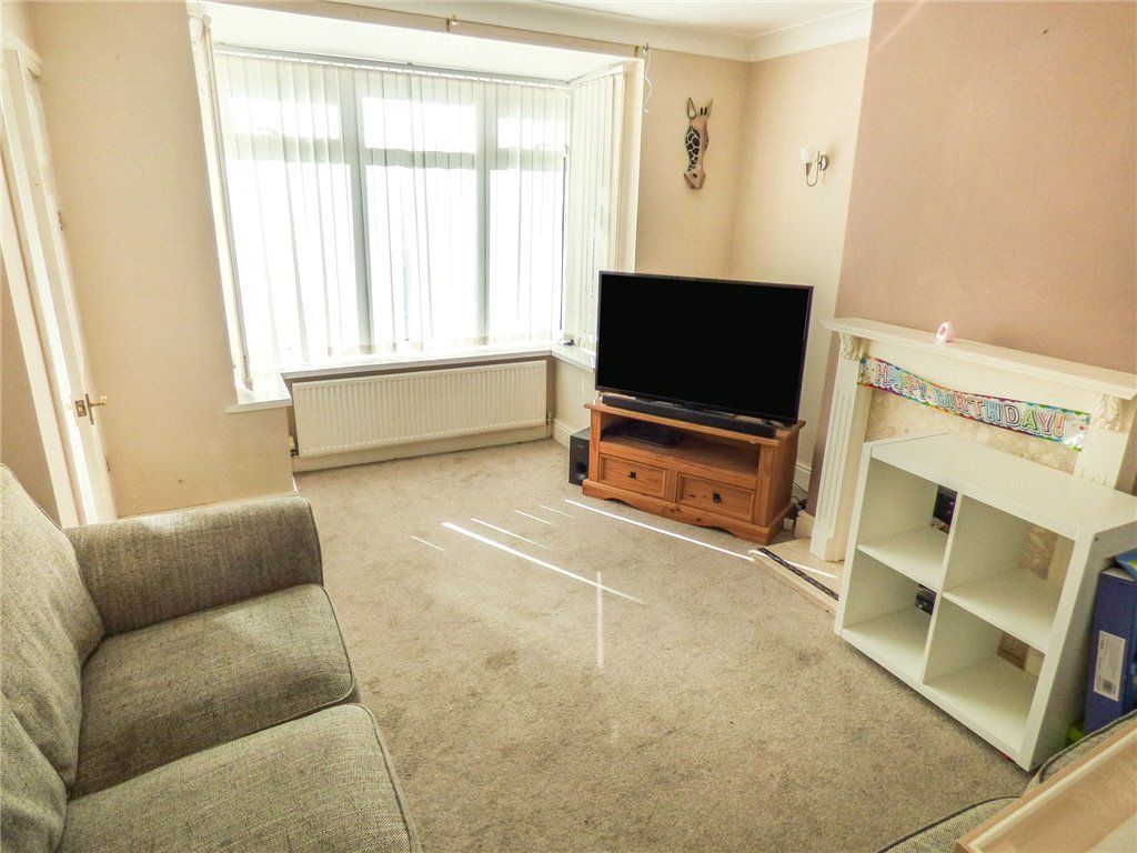 Property photo 2 of 14 Lounge