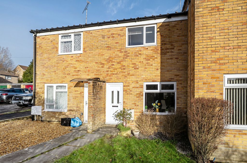 Property photo 1 of 15 1393468-2-696121E...