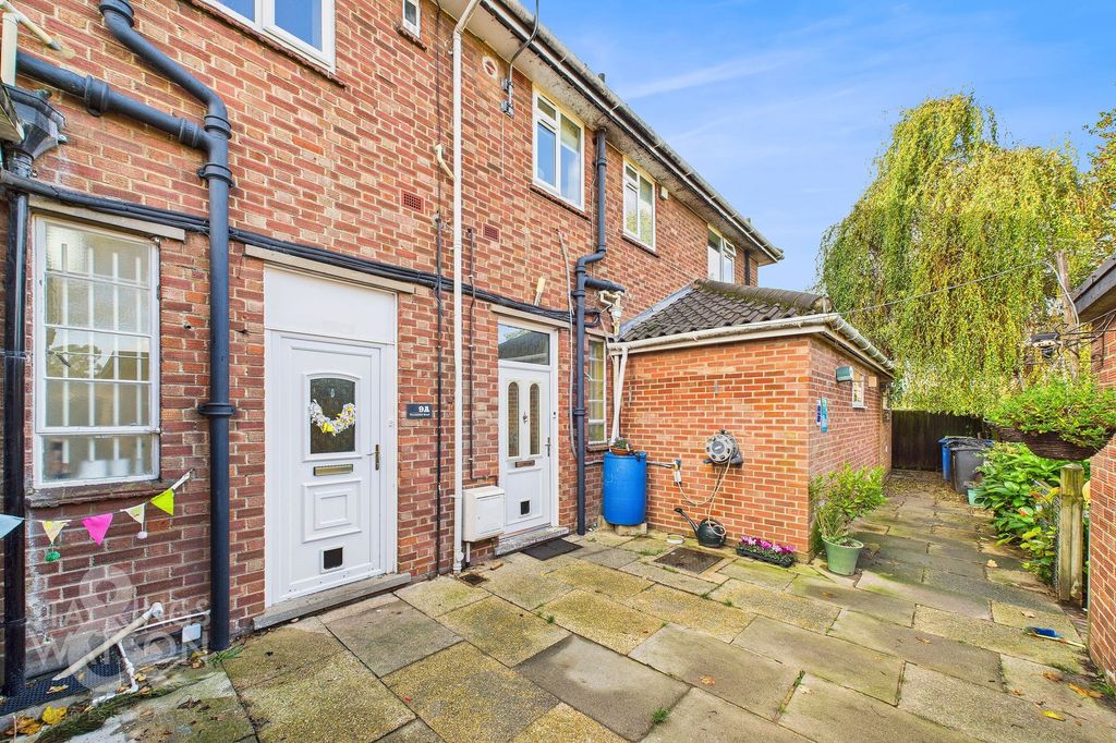 Property photo 1 of 22