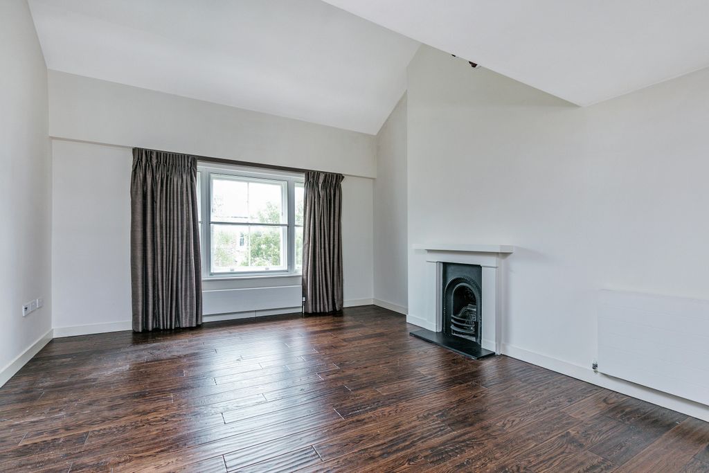 Property photo 2 of 12 Reception Room