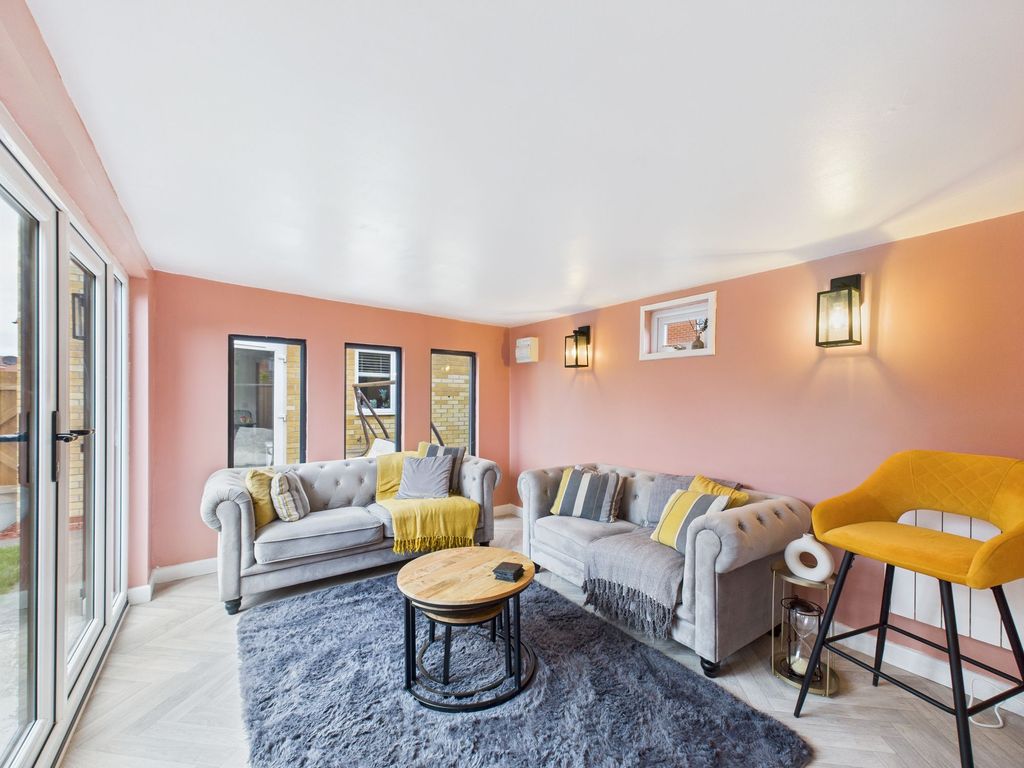 Property photo 3 of 20