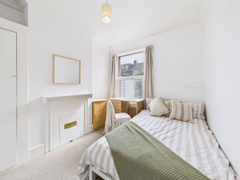 Property photo 2 of 8 Photo 7