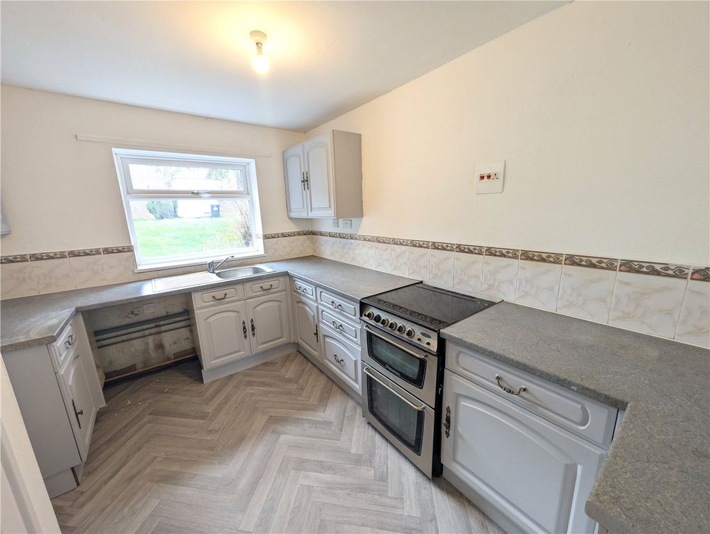 Property photo 2 of 12 Picture No. 06