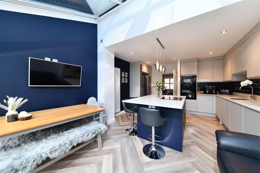 Property photo 3 of 17 Dsc_2831.Jpg