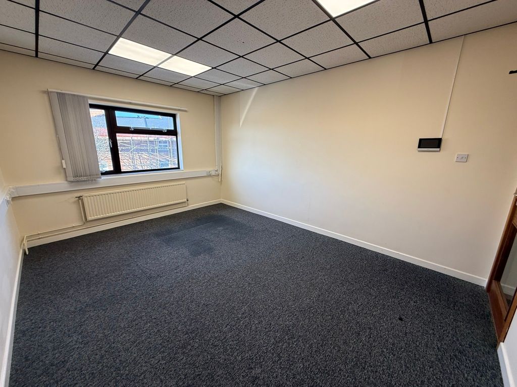 Property photo 3 of 5 Photo 9