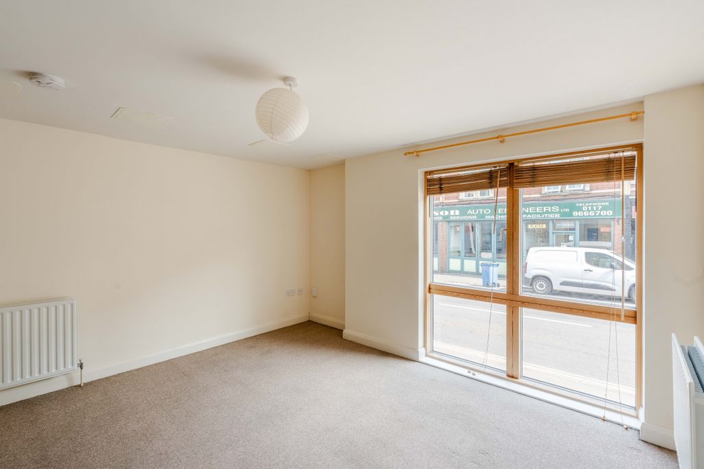 Property photo 2 of 11 Photo 2