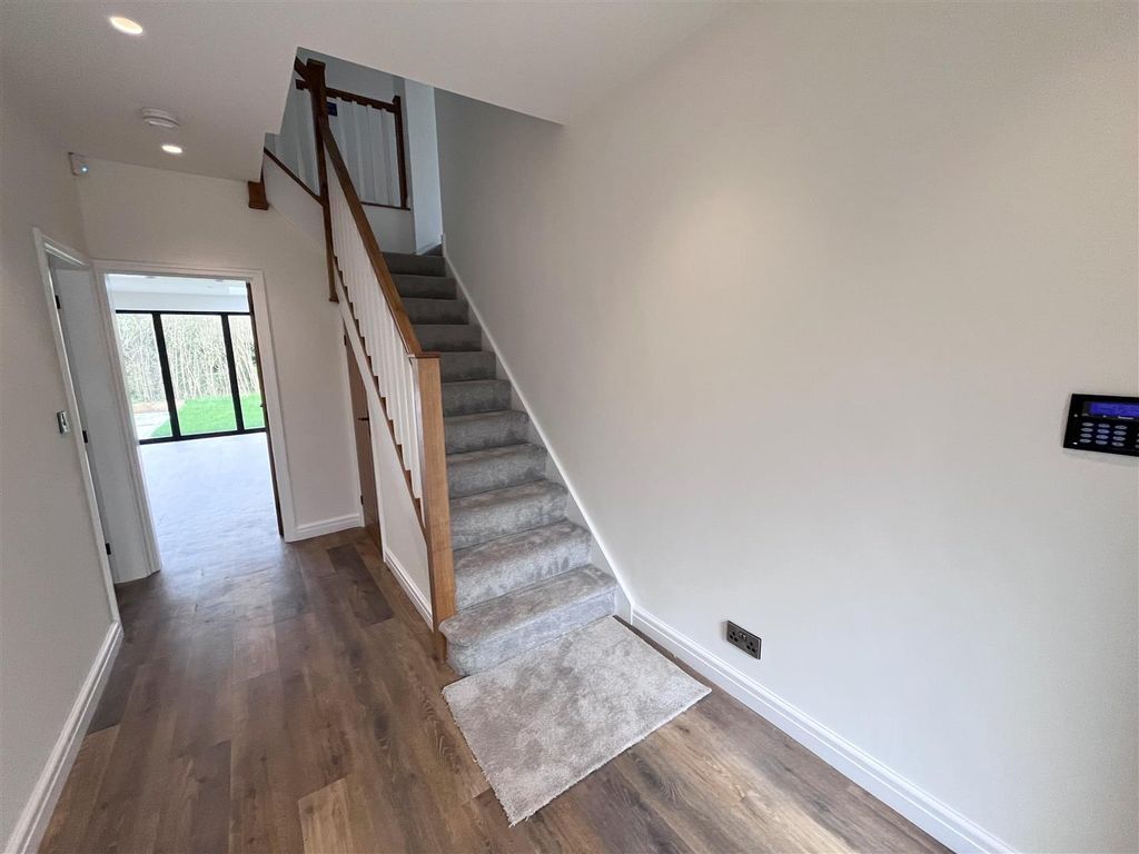 Additional image 33 of 5 bed detached house to rentKnutsford Road, Wilmslow SK9