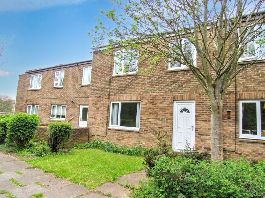 Property photo 1 of 18