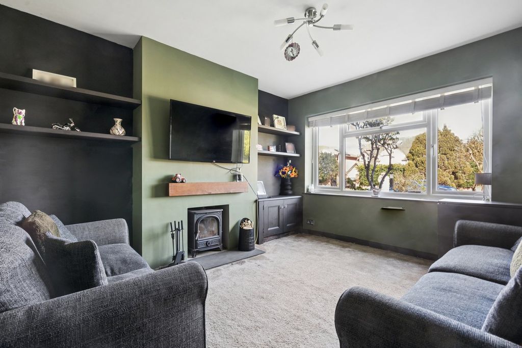 Property photo 2 of 14