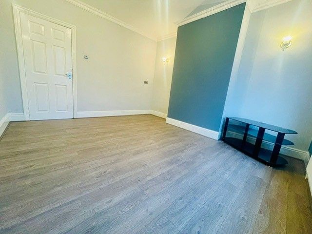 Property photo 2 of 15 Image