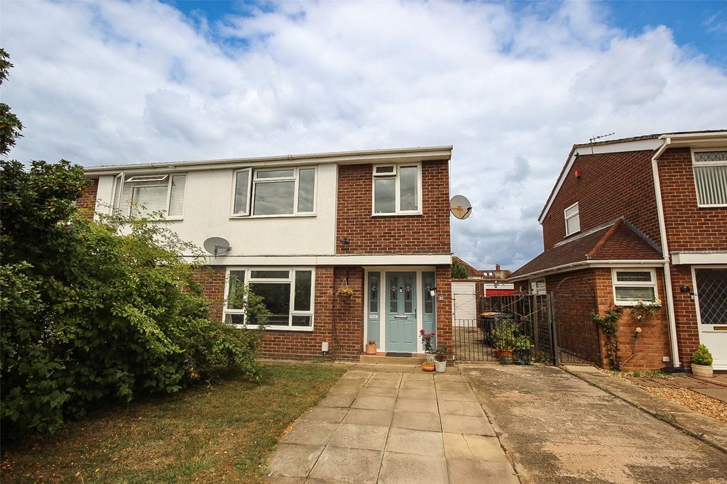 Property photo 1 of 12 Picture No. 24