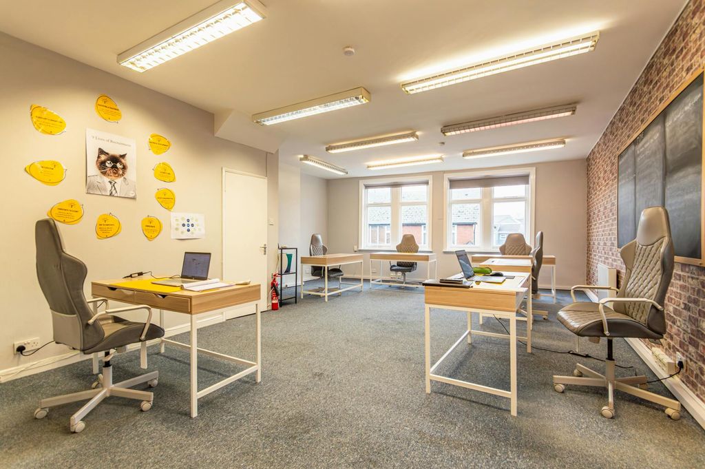 Property photo 2 of 6 9.Jpg