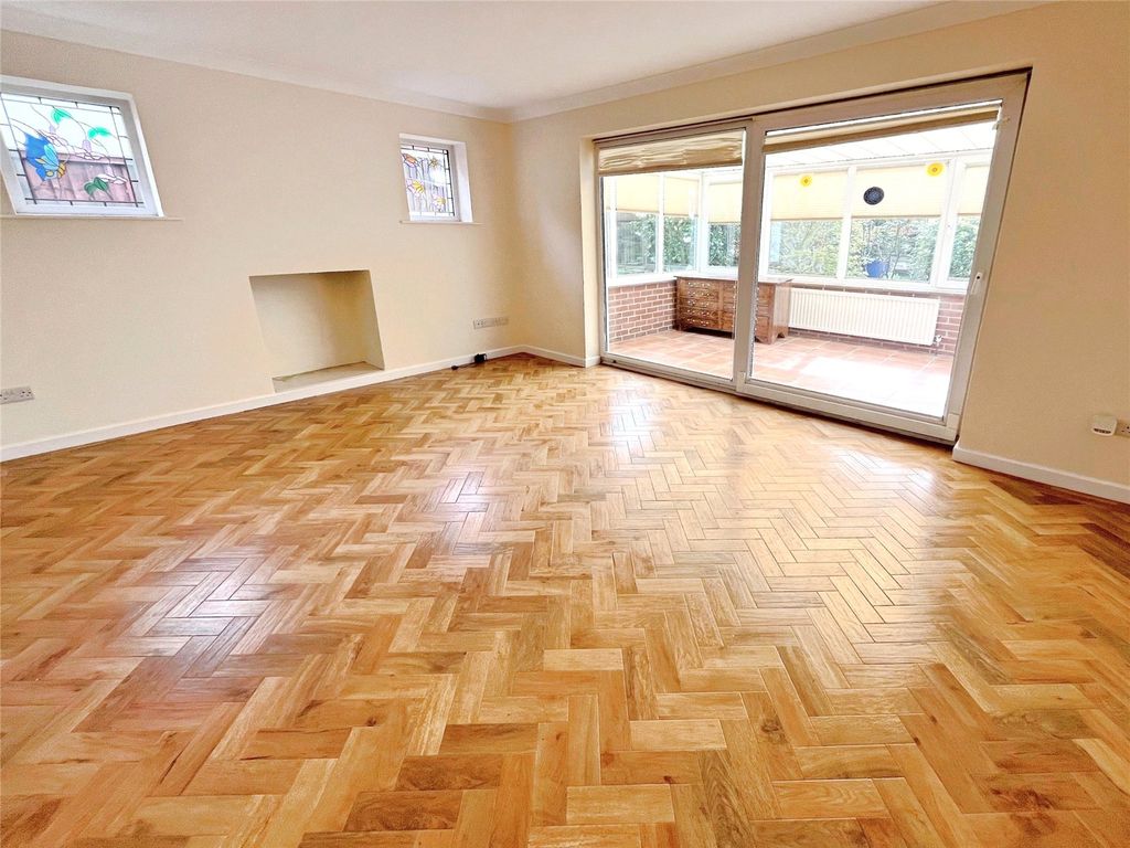 Property photo 2 of 20 Picture No. 18