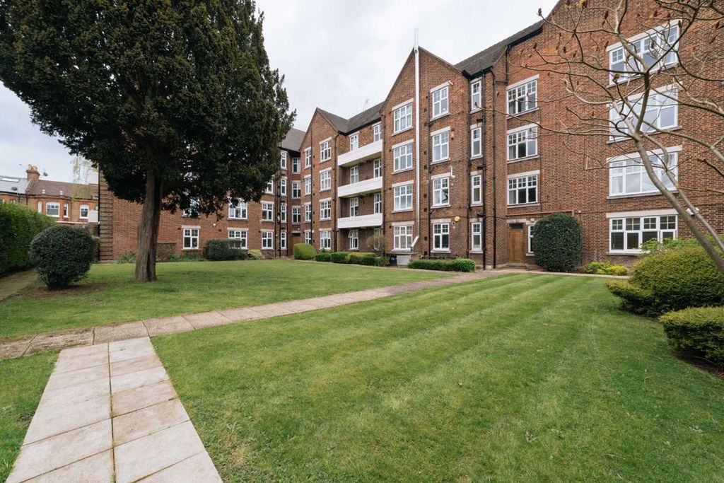 Property photo 2 of 6