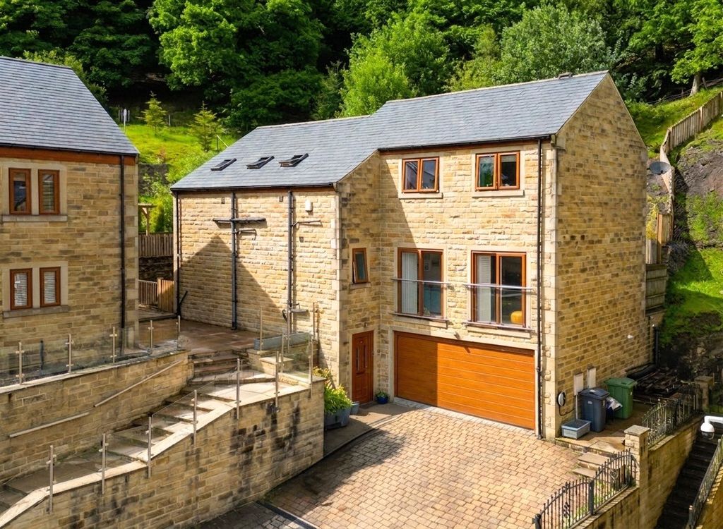 Property photo 1 of 43 Picture No. 58