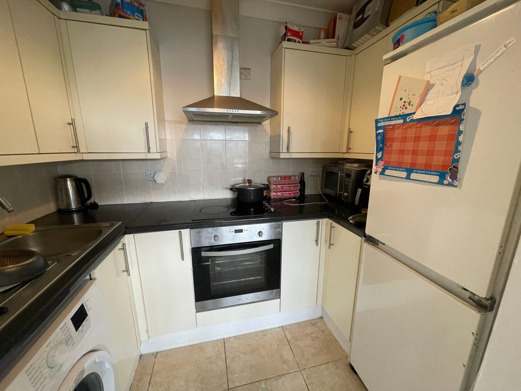 Property photo 3 of 11 Img_5596