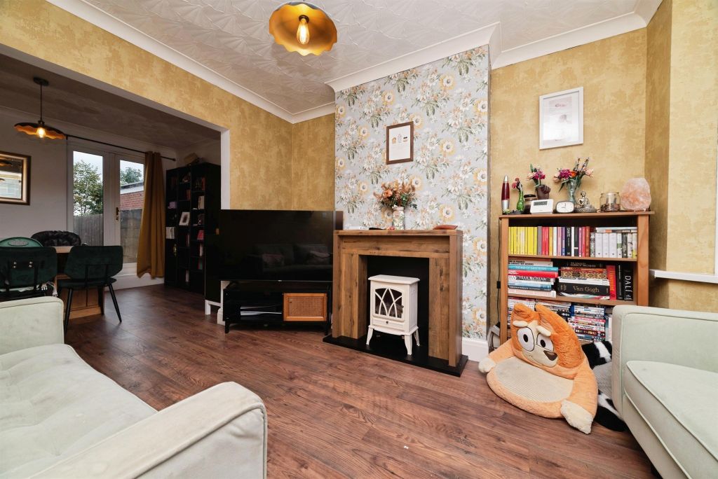 Property photo 2 of 19