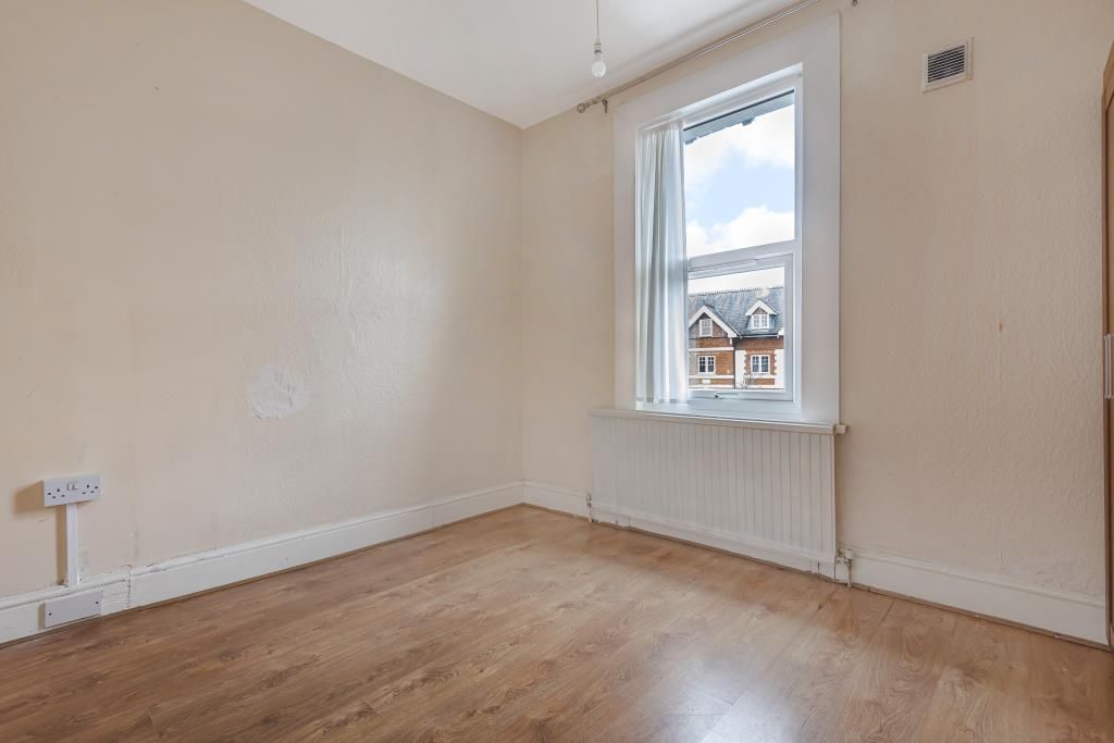 Property photo 3 of 10 Bedroom