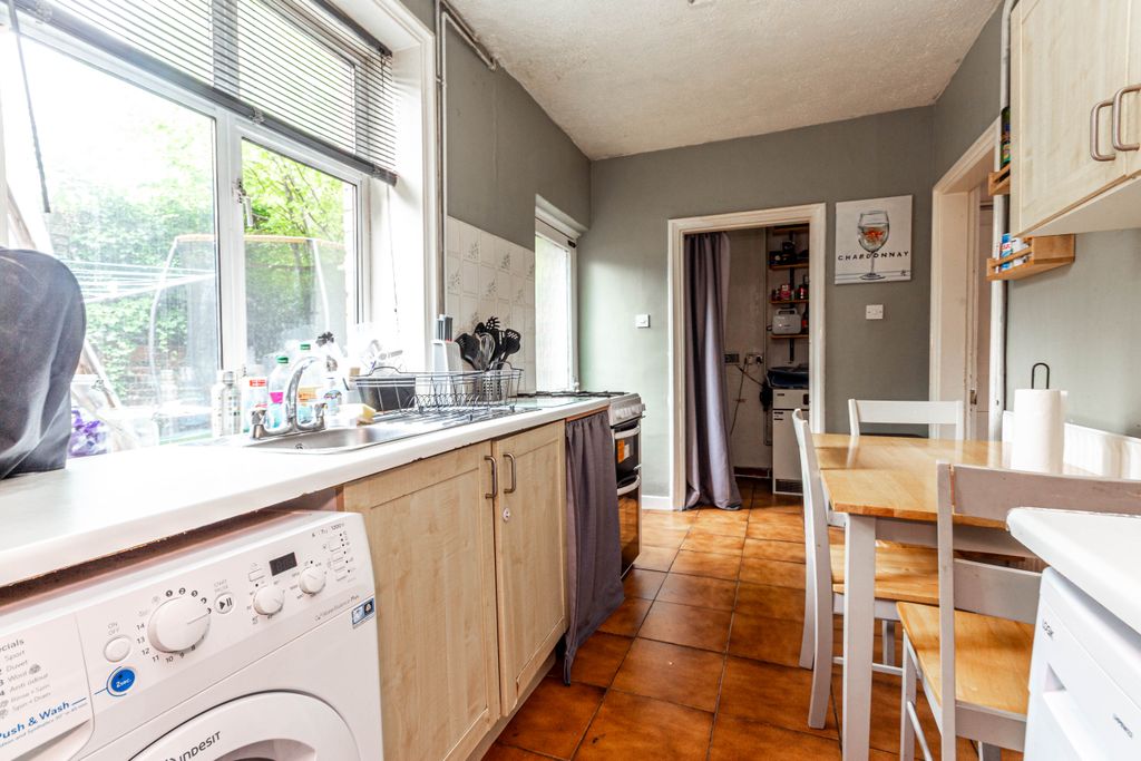 Property photo 3 of 11 Kitchen/Diner