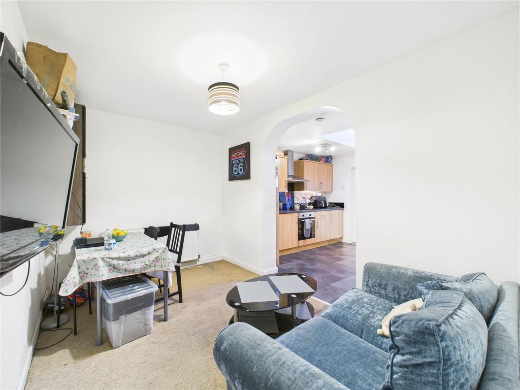 Property photo 3 of 20 Picture No. 29