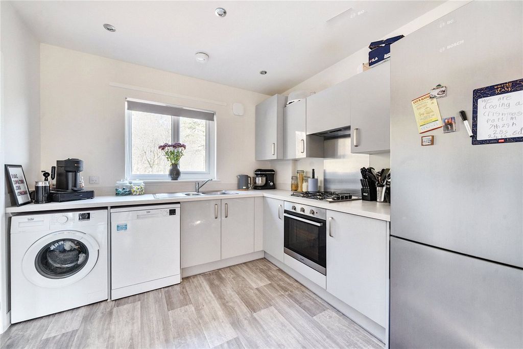 Property photo 3 of 20 Picture No. 16