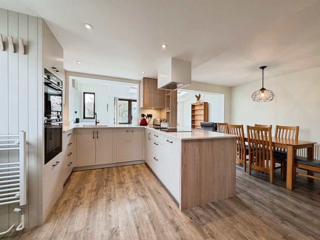 Property photo 2 of 13 Pbox-Img.Jpeg