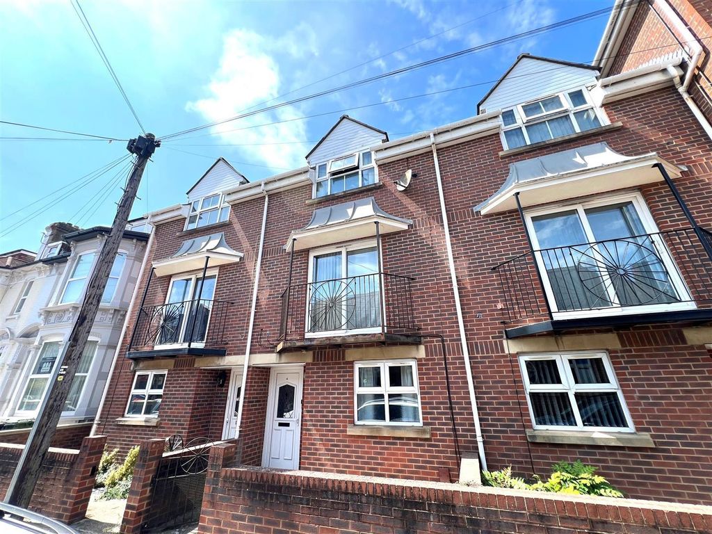 Property photo 1 of 3 8Xphsh3Dgu-Ztn_Ll2Is9W.Jpg