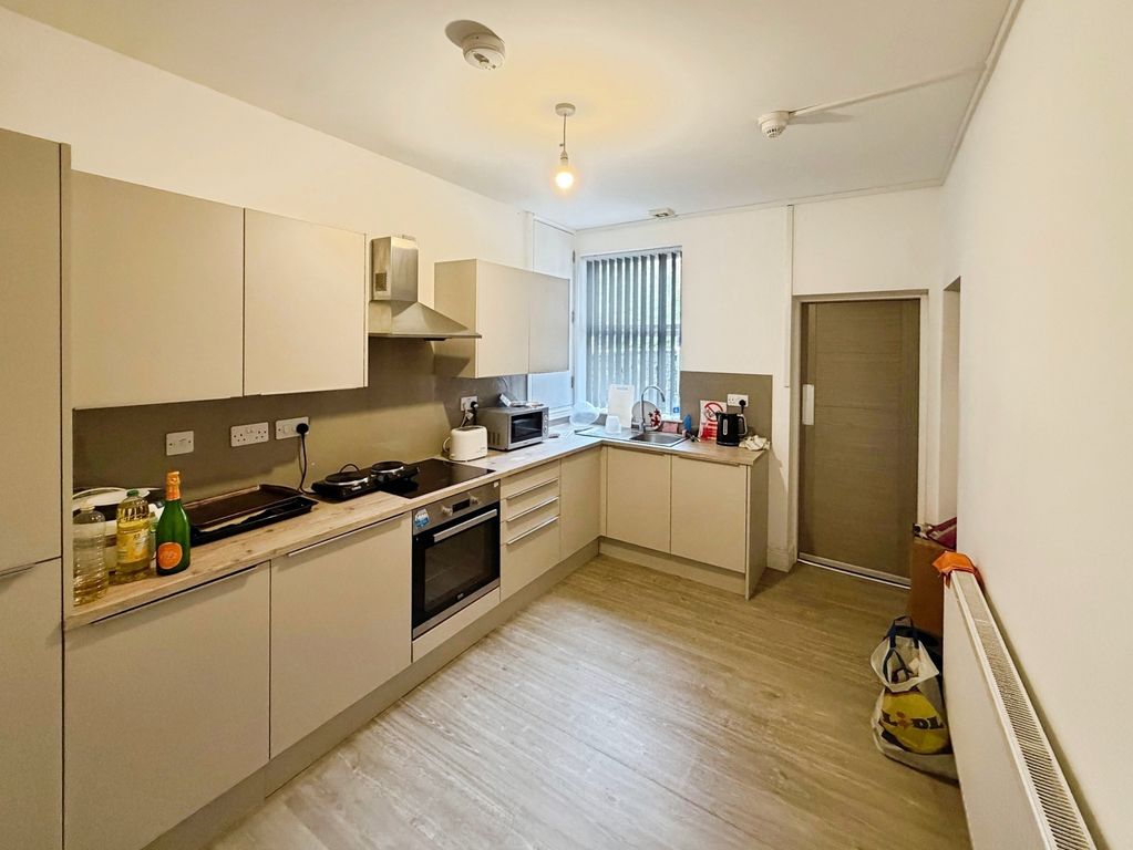 Property photo 3 of 3 Pbox-Img.Jpg