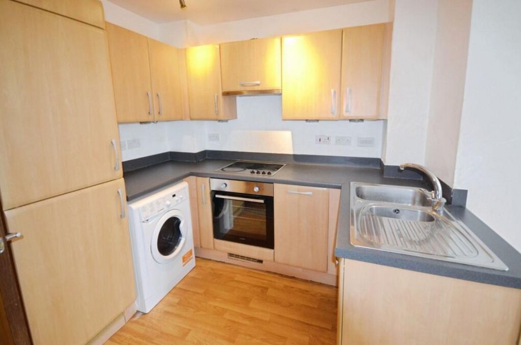 Property photo 1 of 5