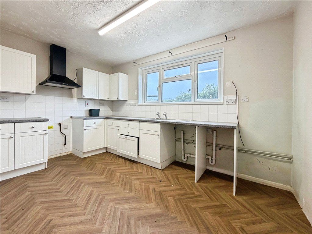 Property photo 3 of 8 Picture No. 06