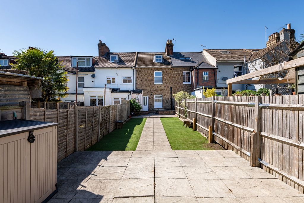 Property photo 1 of 13