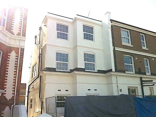 Property photo 1 of 4