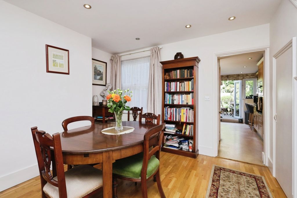 Property photo 3 of 24 Pbox-Img.Jpg
